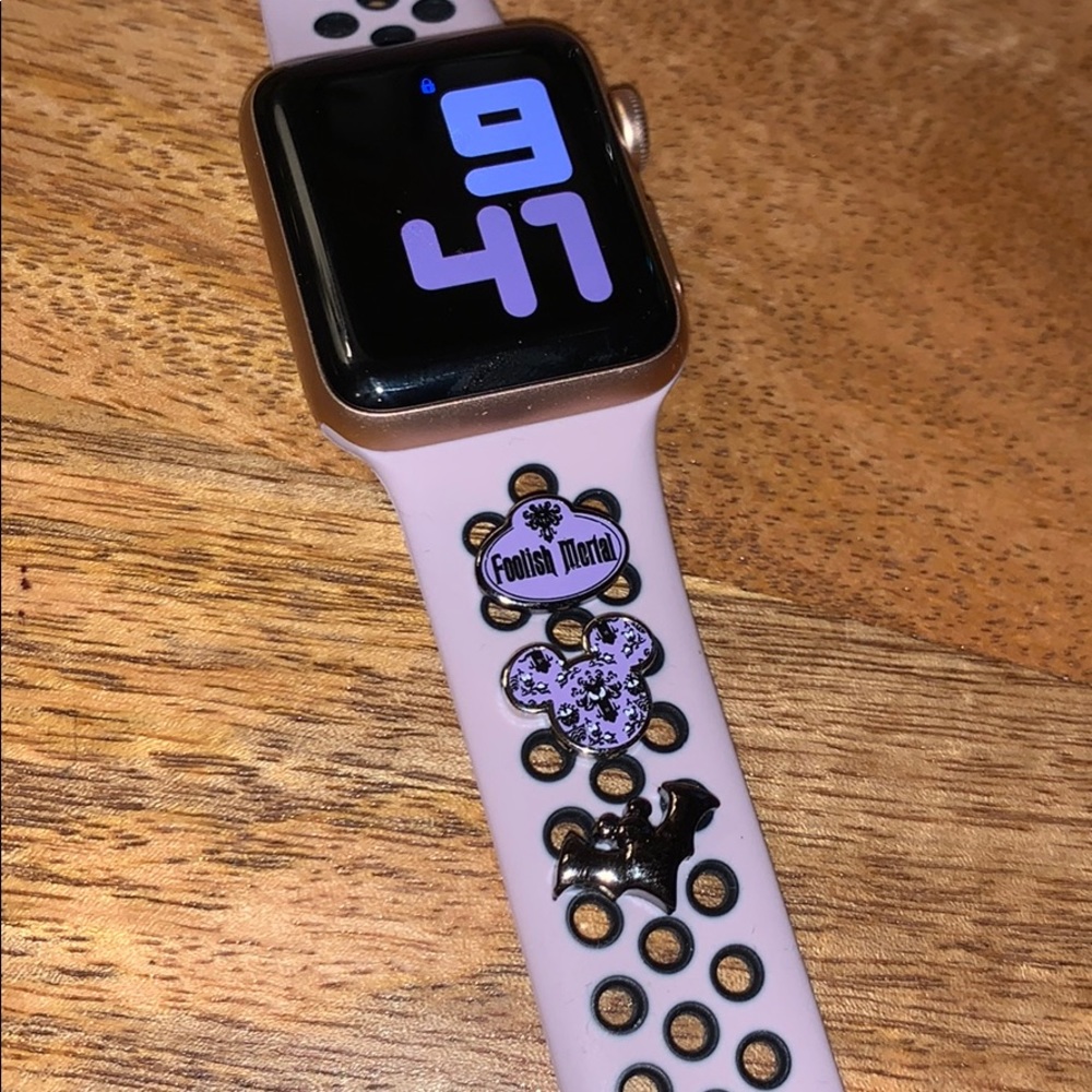 Apple band stud/charm